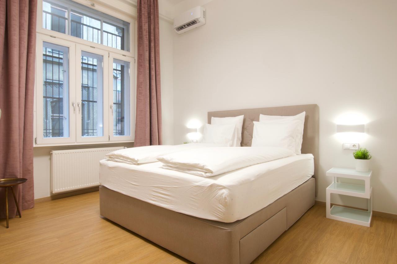 Europest Luxury Suites Budapest Exterior foto