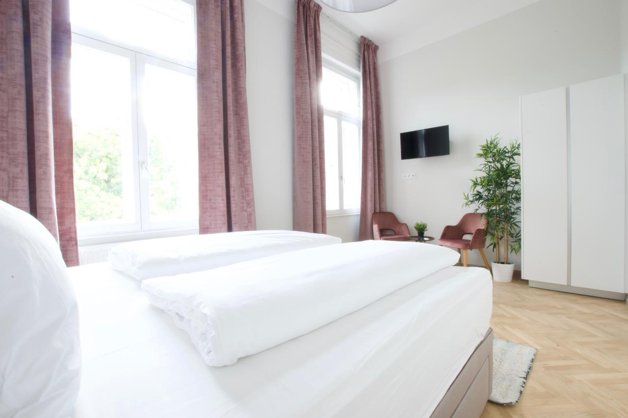 Europest Luxury Suites Budapest Exterior foto