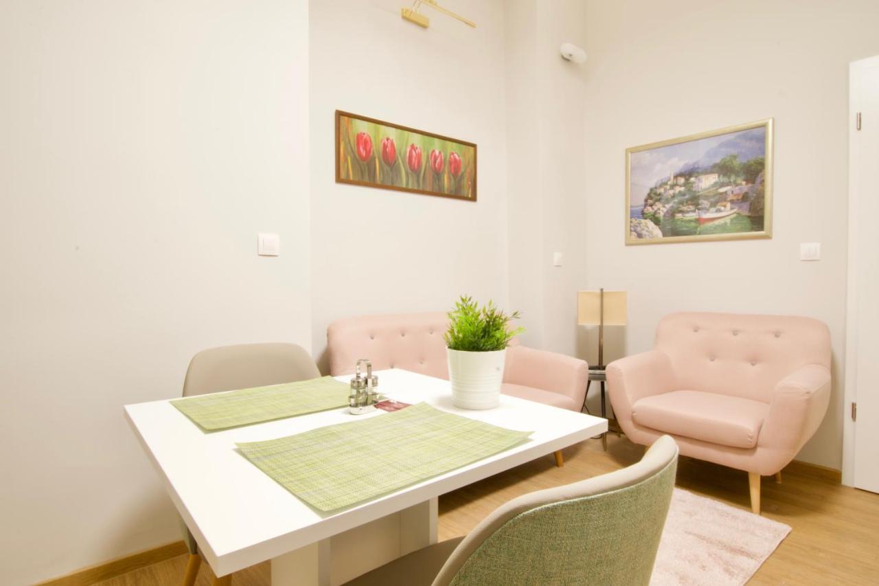Europest Luxury Suites Budapest Exterior foto