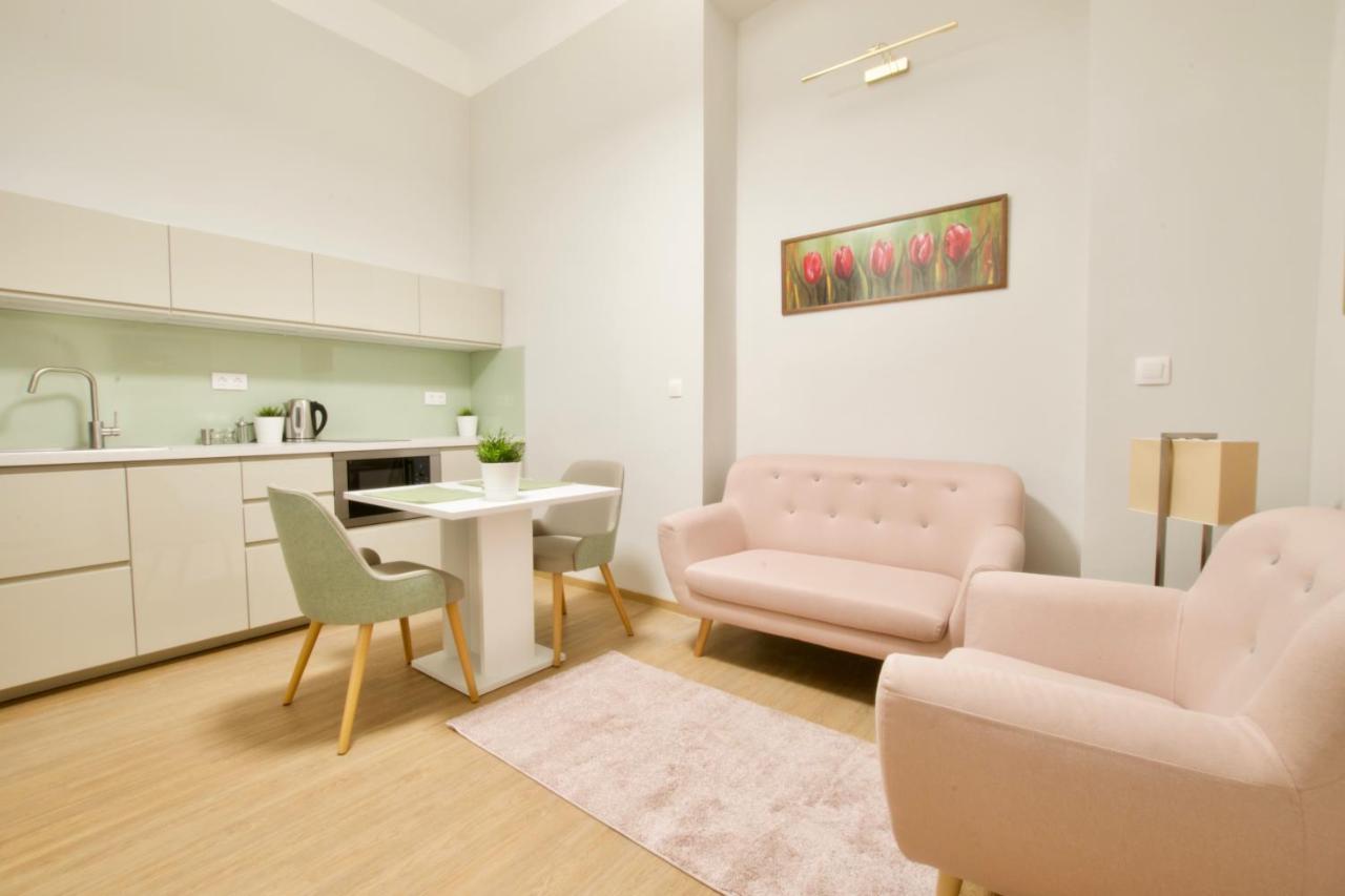 Europest Luxury Suites Budapest Exterior foto